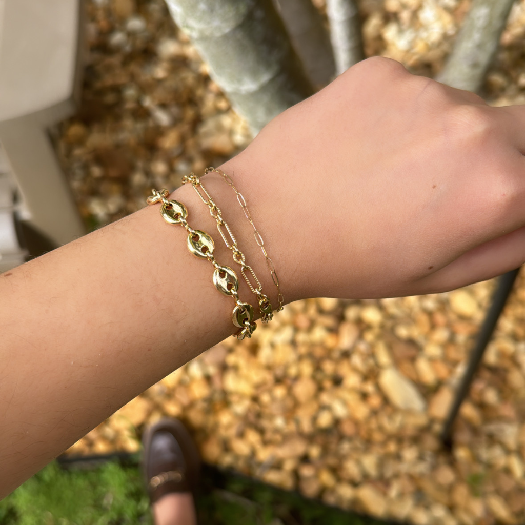 Paperclip twist bracelet