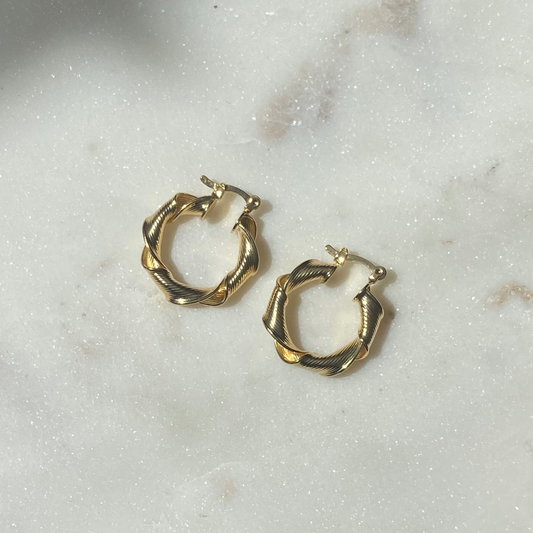 Chloe Hoops